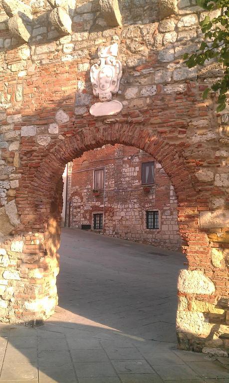 Locanda Il Sigillo B&B E Ristorante Rosignano Marittimo Exterior foto